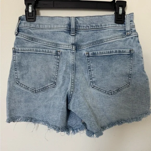 Express Women's Shorts - Picture 4 of 6